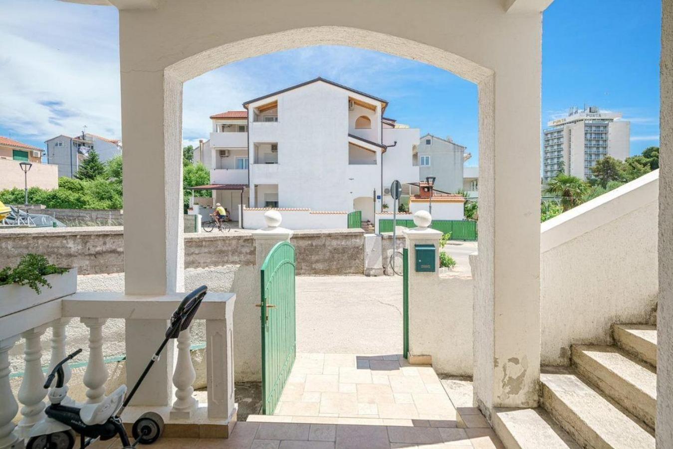 Apartment Plava Beach Vodice Exterior foto